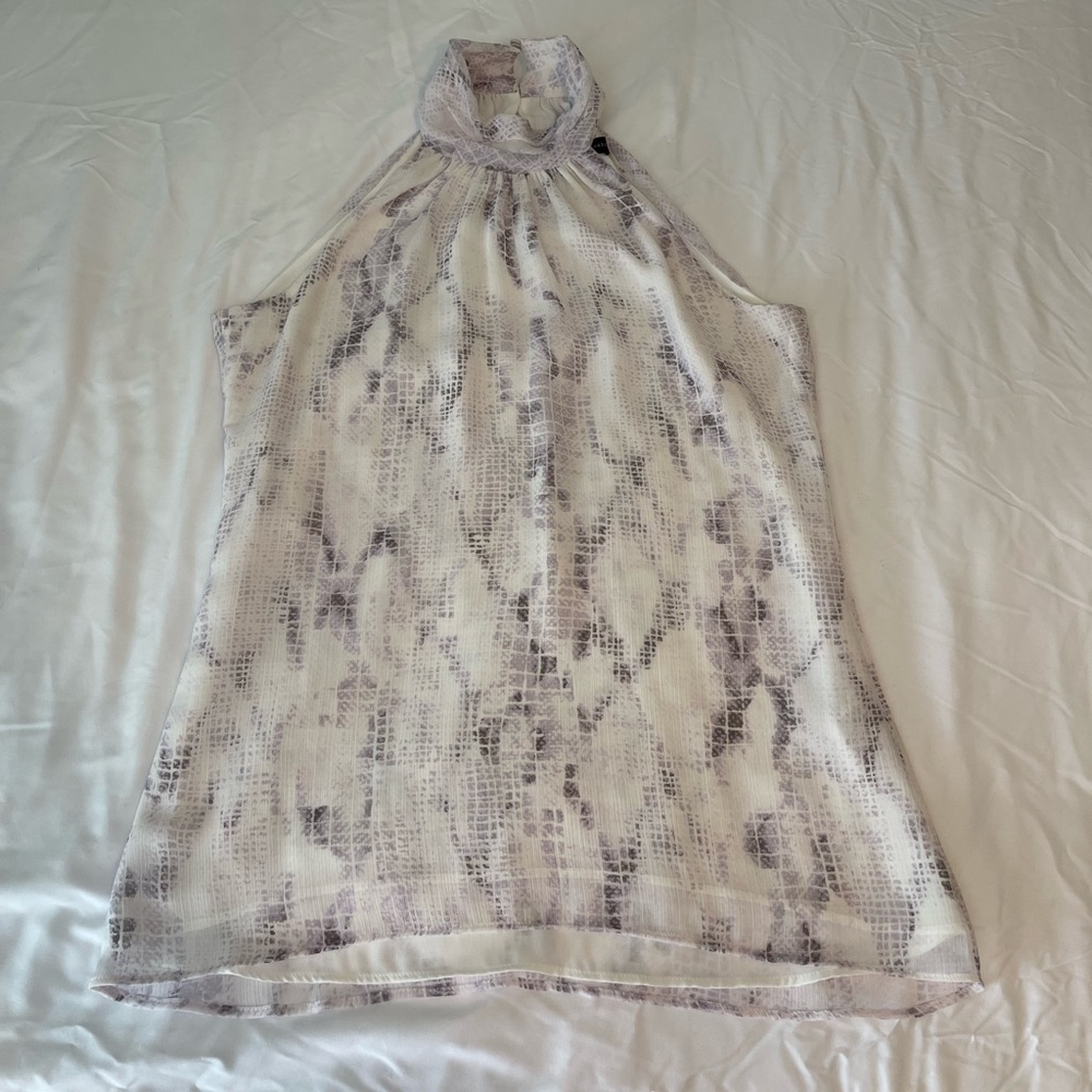 Women’s blouse